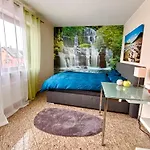 Wolkenzimmer Mit 140 Cm Bett Im Erdgeschoss Séjour chez l'habitant Seligenstadt
