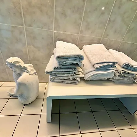 Séjour chez l'habitant Wolkenzimmer Mit 140 Cm Bett Im Erdgeschoss